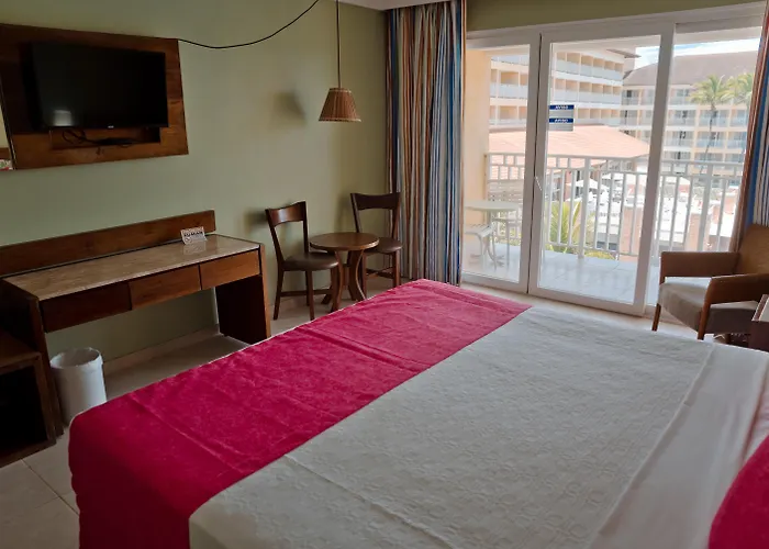 Gran Hotel Stella Maris Urban Resort & Conventions